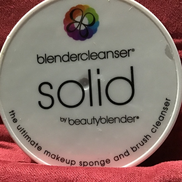 Blendercleanser Other - blendercleanser solid beauty blender makeup sponge and brush cleaner new pk